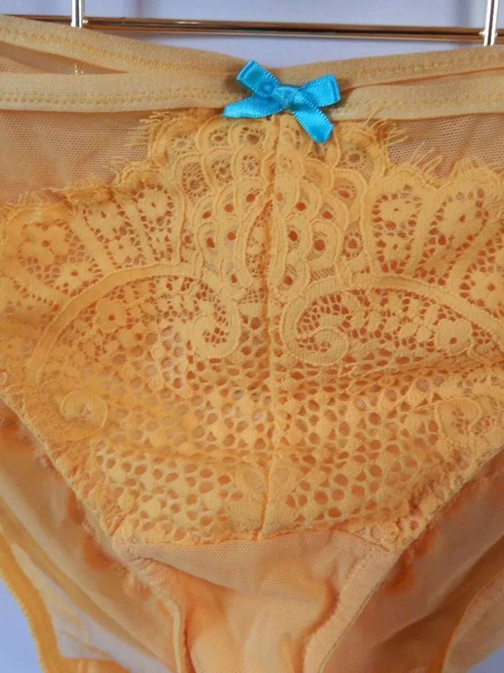 Lane Bryant Cacique Yellow Lace and Panty Set 38H / 14-16 Discontinued Set - Picture 3 of 7